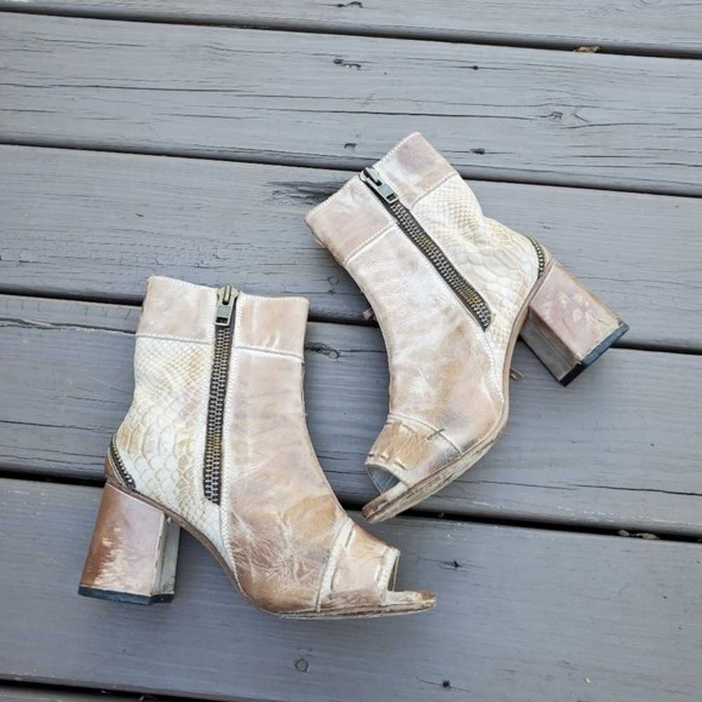 Freebird Zombi Taupe Tan Leather Distressed Buckl… - image 3