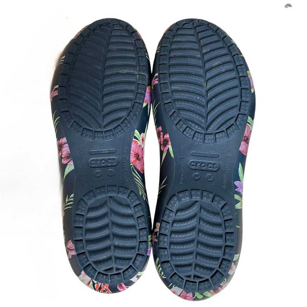 Crocs Kadee Tropical Floral Navy Pink Graphic Fla… - image 12