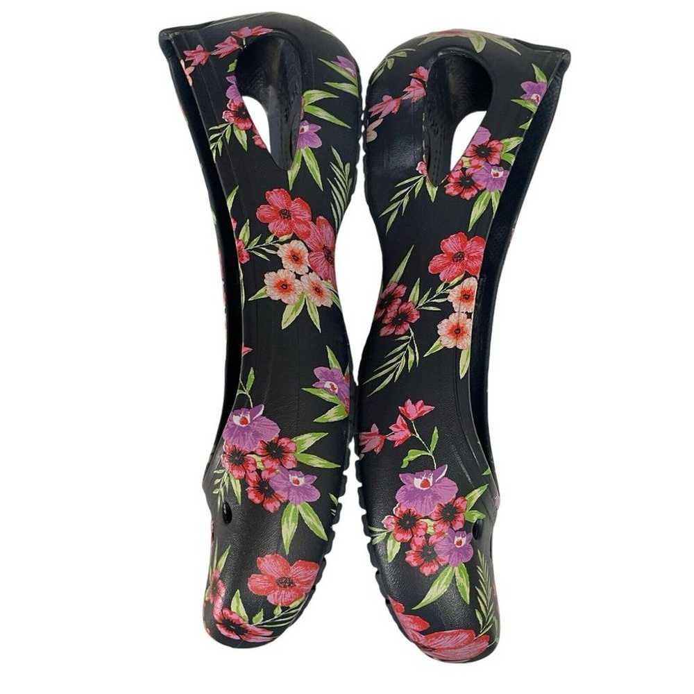 Crocs Kadee Tropical Floral Navy Pink Graphic Fla… - image 7