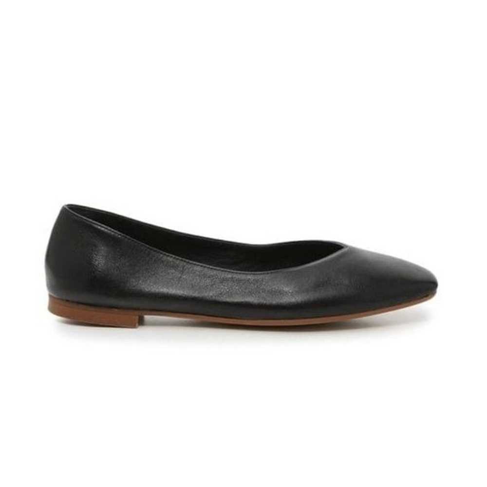 Like New Coach and Four Women’s Black Flats size … - image 11