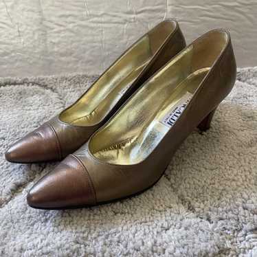 Vintage 1980s Pancaldi Pumps Two Tone Gold Sz 7AA… - image 1