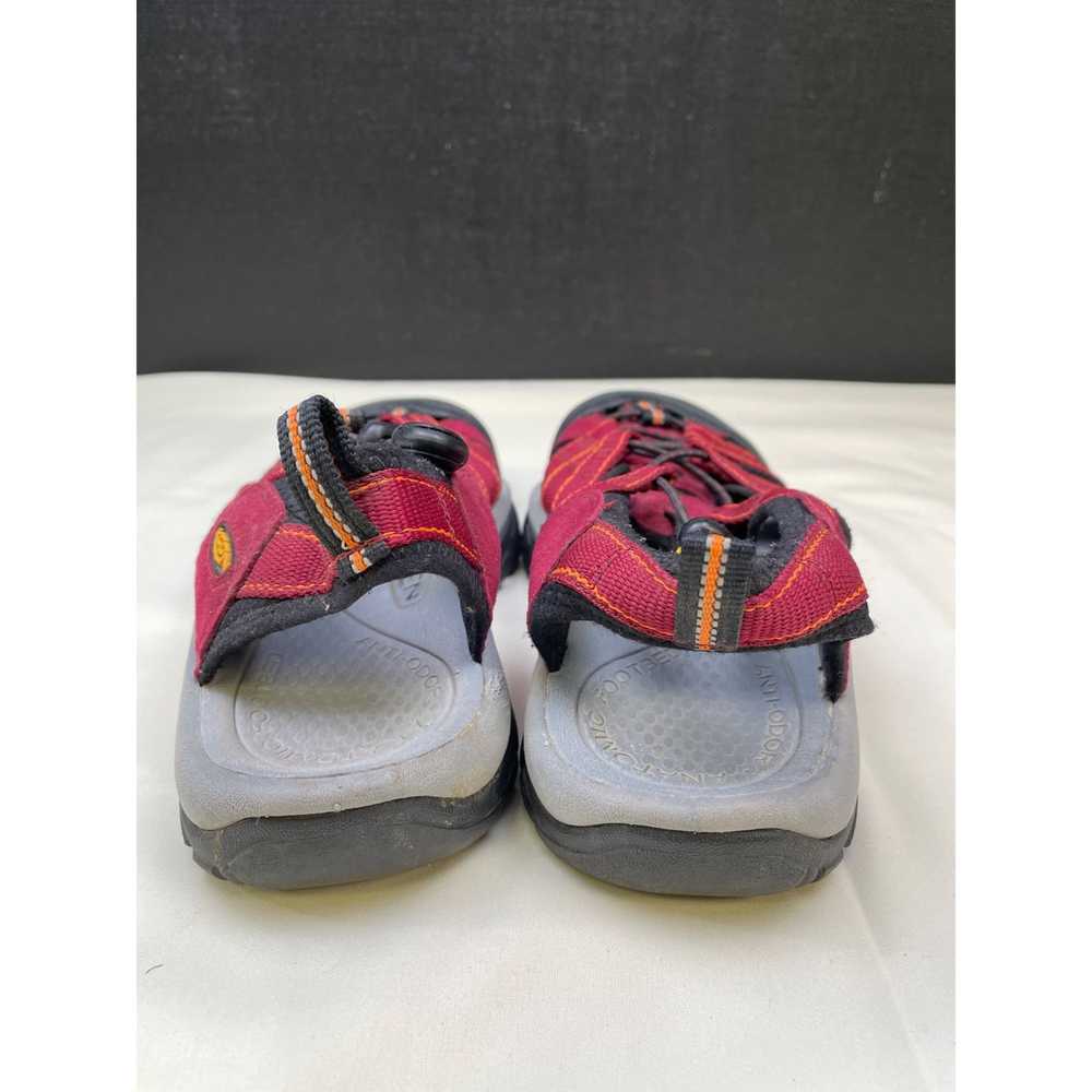 Keen Keen Women's Red/Gray Strap Sandals/ Shoes S… - image 4