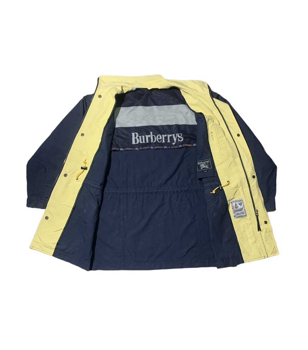 Burberry × Luxury × Vintage Vintage Burberrys Jac… - image 2