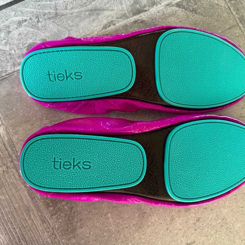 Tieks Ultraviolet Neon Flats - image 5