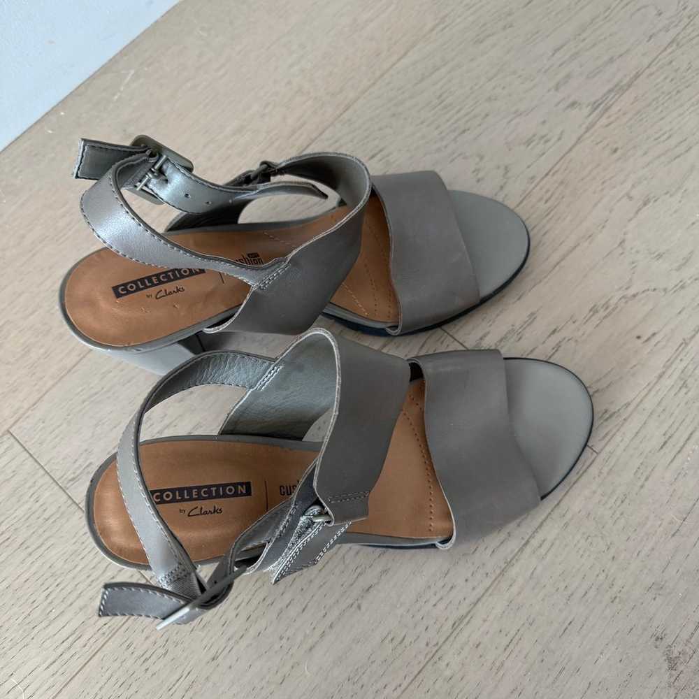 Clarks Kurtley Shine Sandals in Sage Leather - image 4