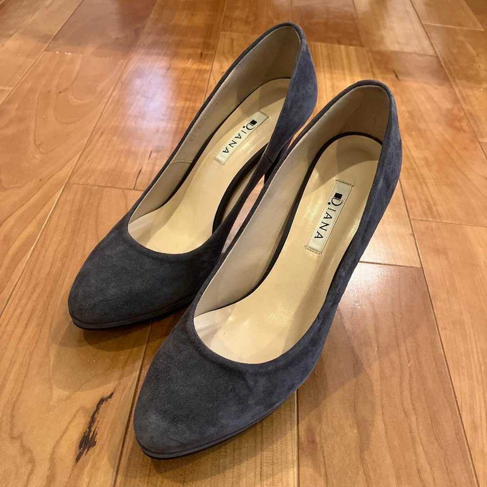 Brand new suede pumps DIANA Diana charcoal gray b… - image 6