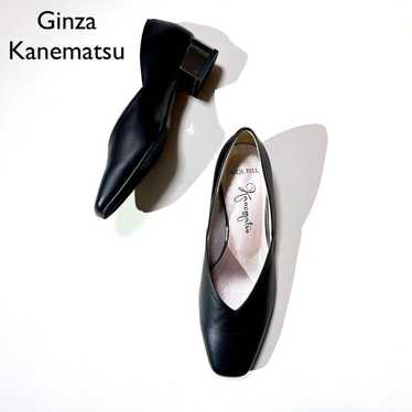 I95 GINZA Kanematsu V-cut leather pumps square toe