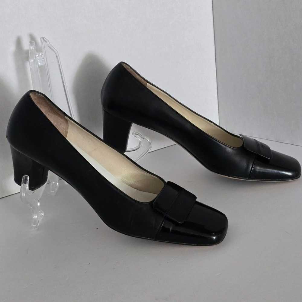 Salvatore Ferragamo Black Leather Pumps Size  7.5 - image 10