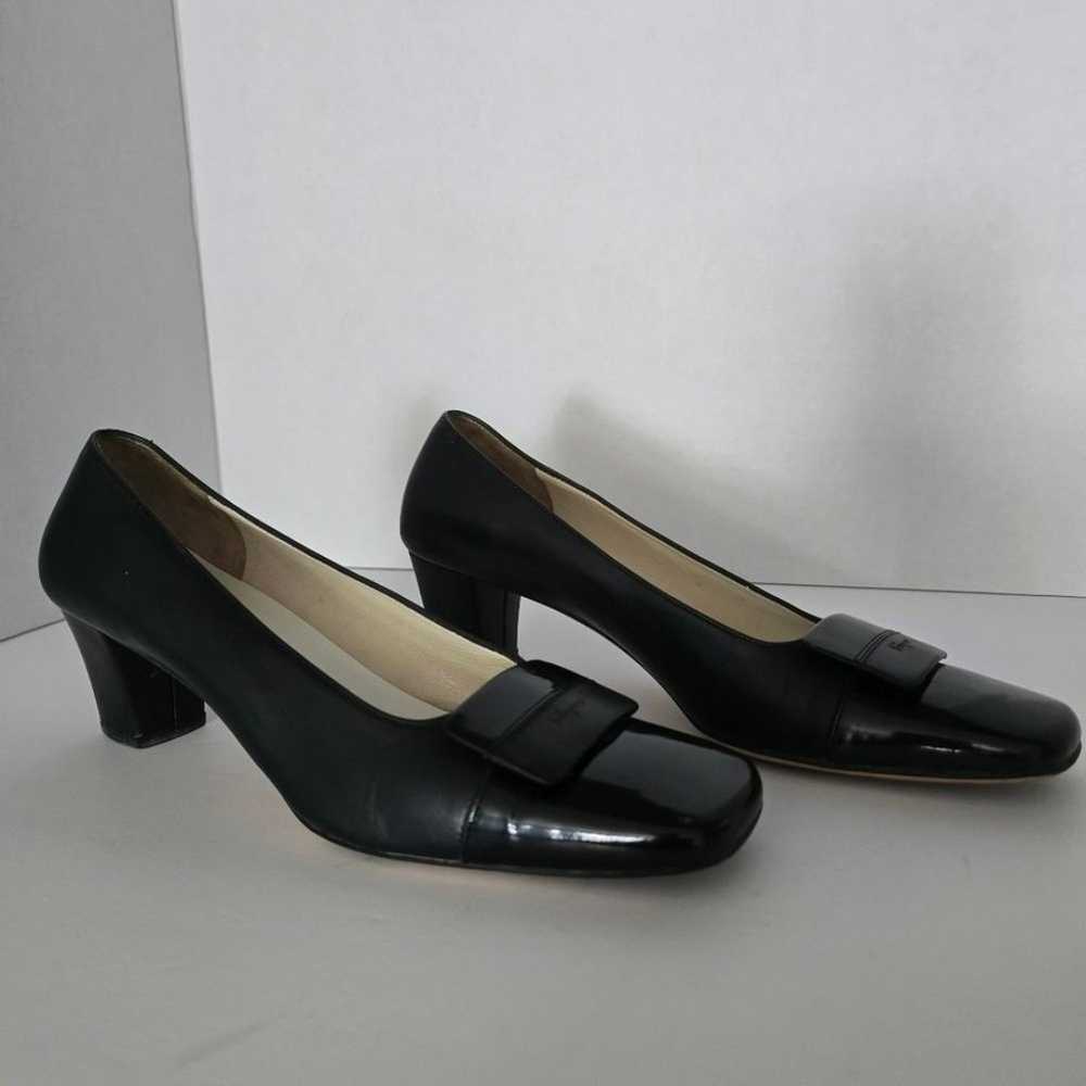 Salvatore Ferragamo Black Leather Pumps Size  7.5 - image 6