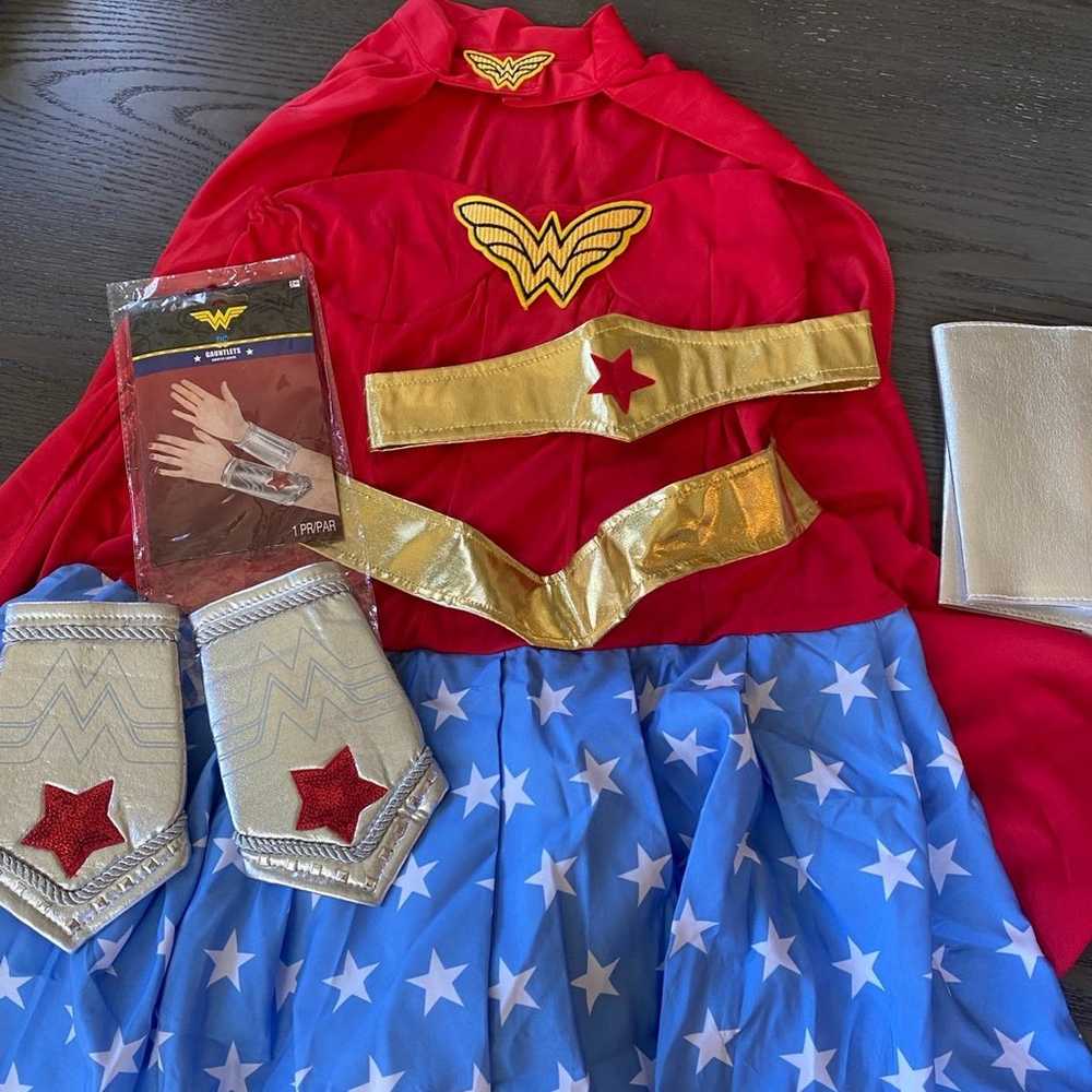 Wonder Woman Costume Adult Medium Halloween - image 2