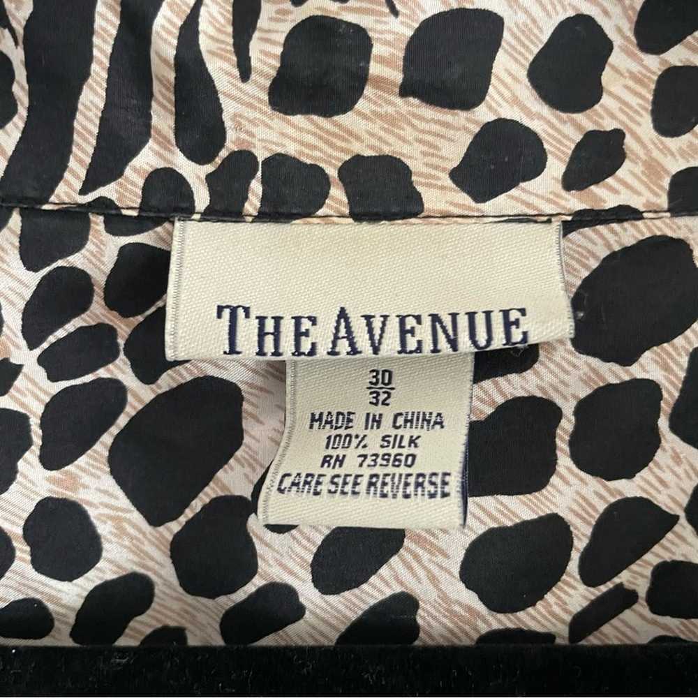 The Avenue Vintage 100% Silk Animal Print Button … - image 2