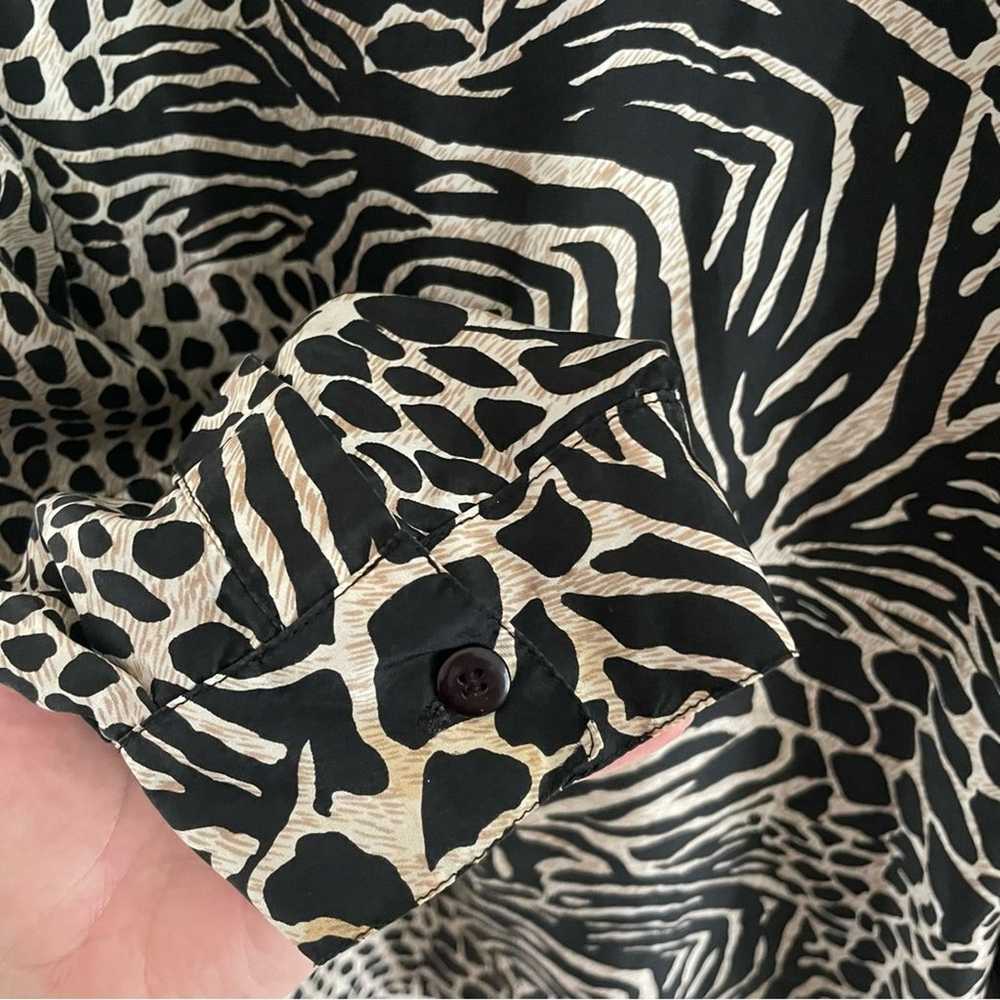 The Avenue Vintage 100% Silk Animal Print Button … - image 4