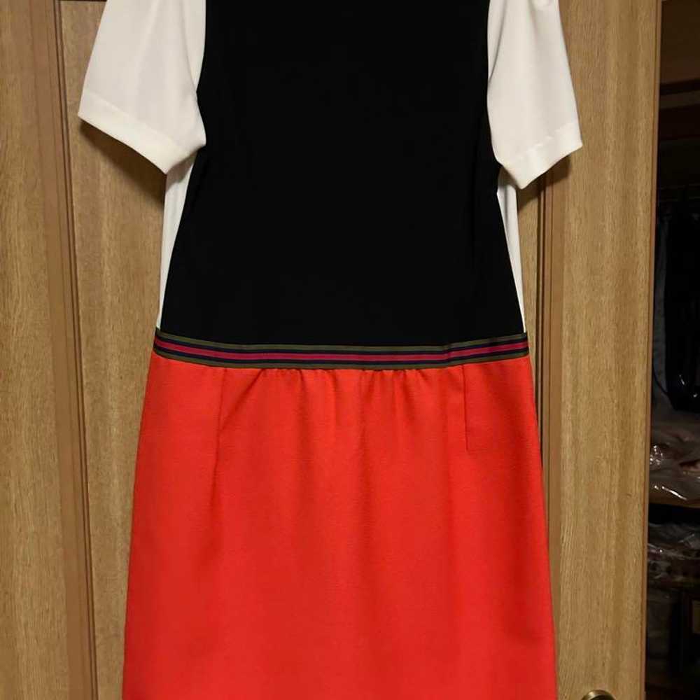 Roberta, White/Orange Half-Sleeve Dress, Size 9 - image 2