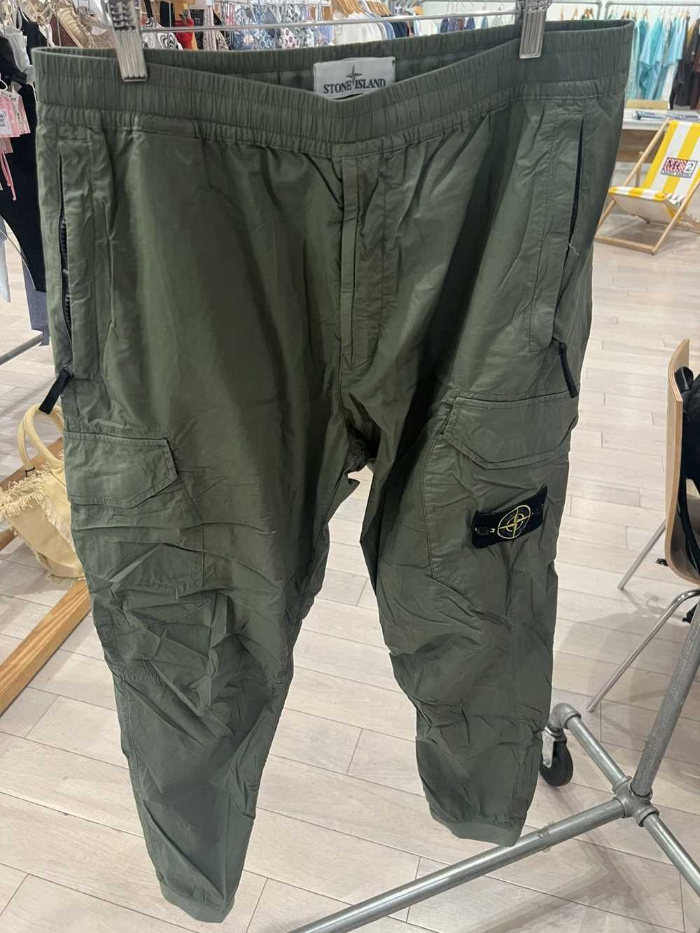 Stone Island Stone Island Green Cargo Joggers Siz… - image 2