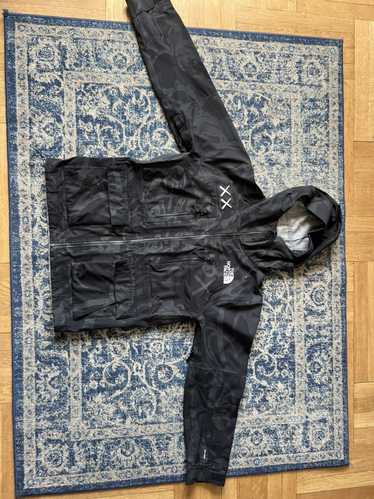 Kaws × the north - Gem