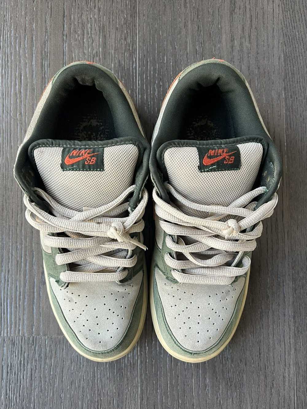 Nike Nike SB Dunk Low Pro Eire - image 4