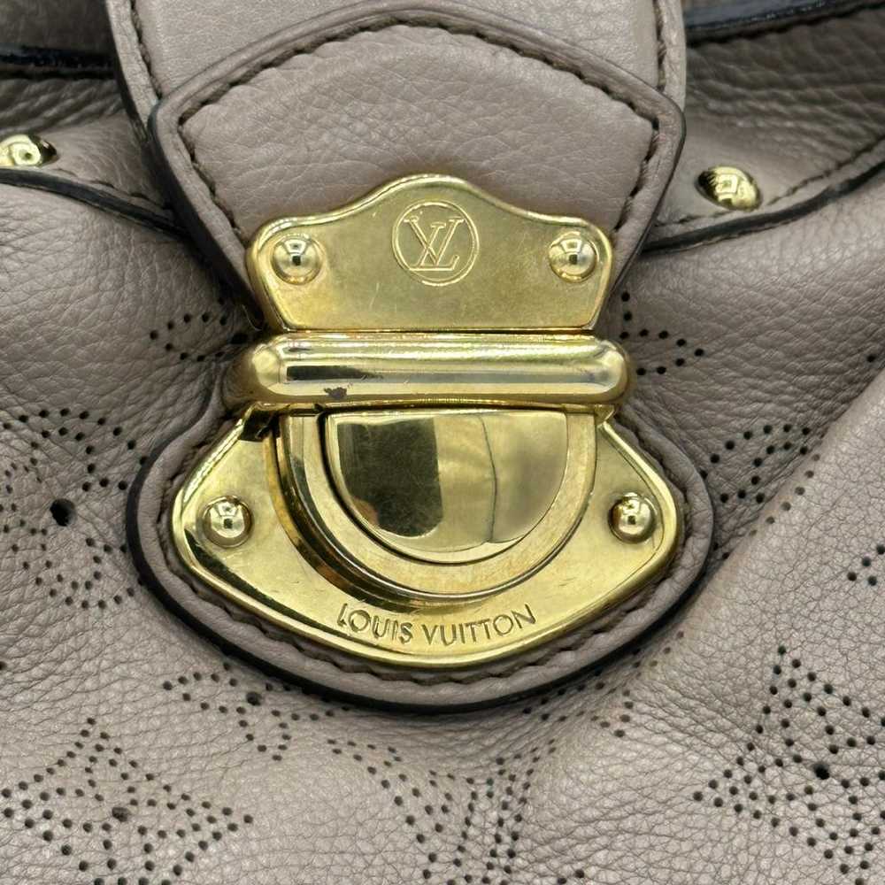 Louis Vuitton Mahina leather handbag - image 6