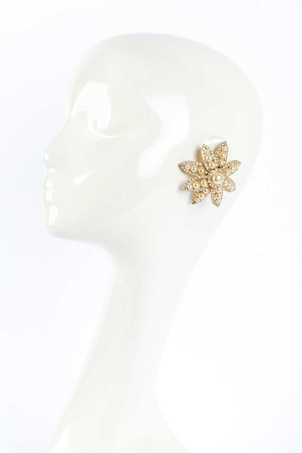 MARIE FERRÁ Pearl & Rhinestone Flower Earrings - image 3