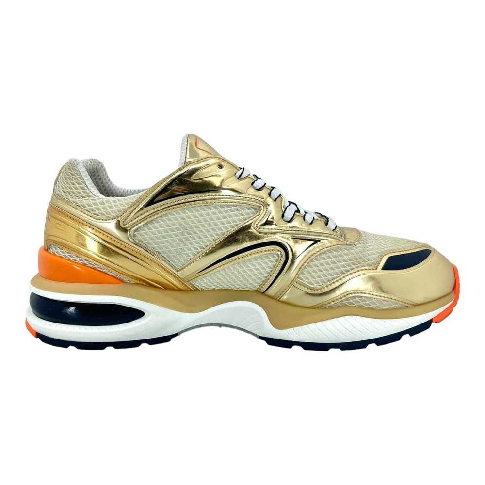 Louis Vuitton LV Trail Sneaker Gold Orange - image 4