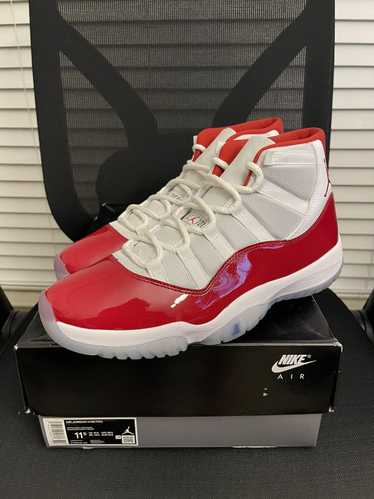 Jordan Brand × Nike × Streetwear Jordan 11 Cherry