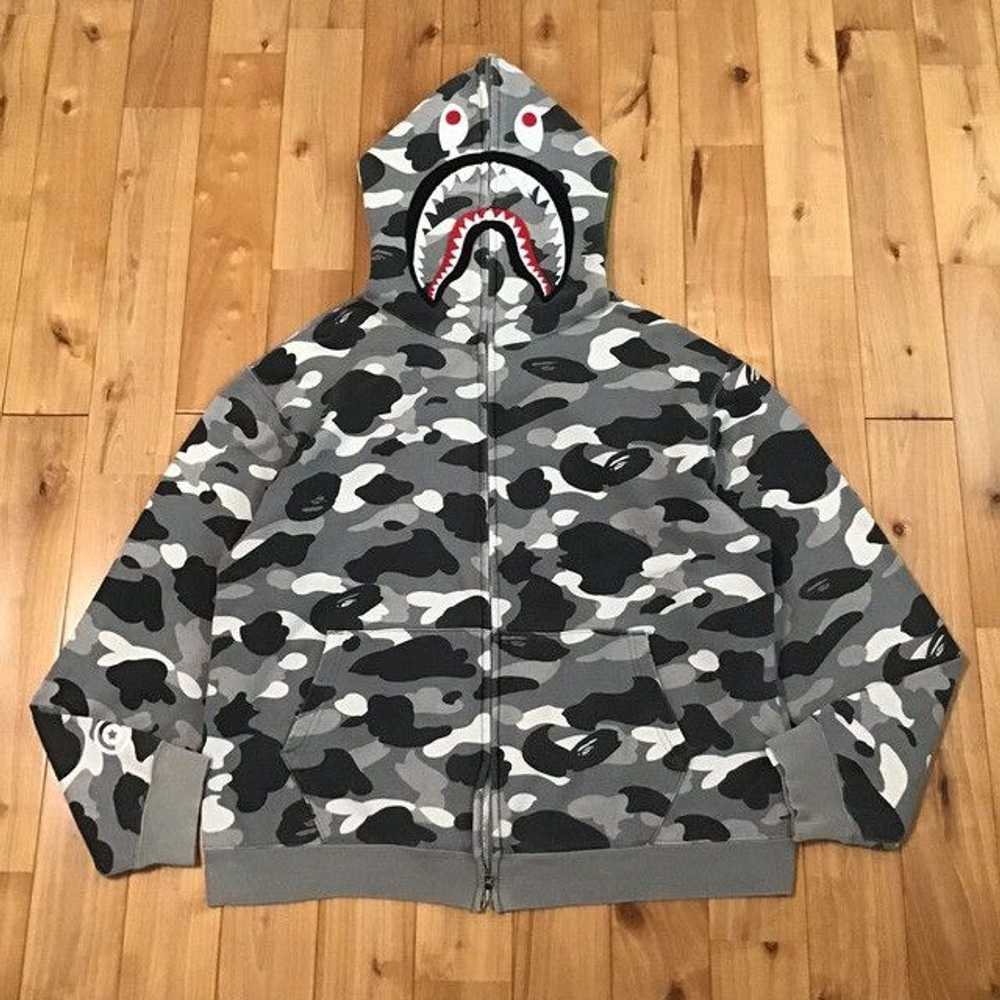 Bape × Nigo 🔥NFS limited🔥 BAPE camo shark full … - image 1