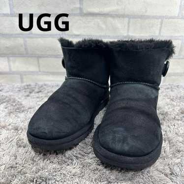 UGG Australia sheepskin boots short boots.