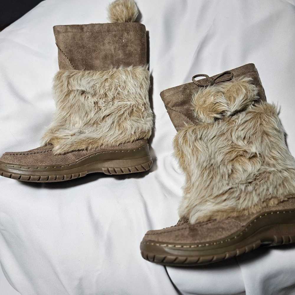 Fur winter boots - image 9