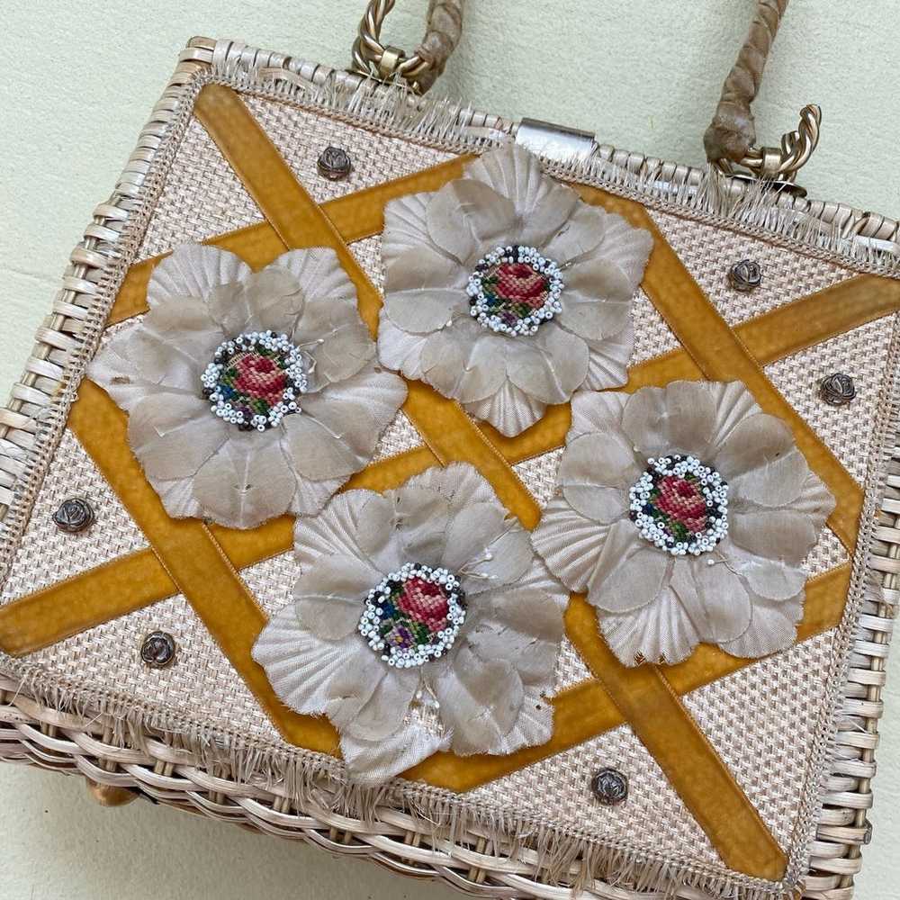 Vintage Wicker Basket Floral Beaded Handbag - image 3