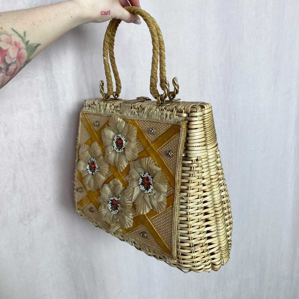 Vintage Wicker Basket Floral Beaded Handbag - image 5