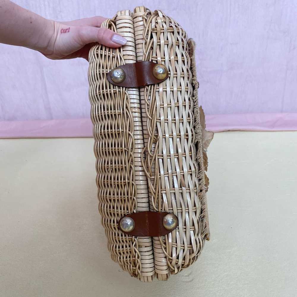 Vintage Wicker Basket Floral Beaded Handbag - image 8