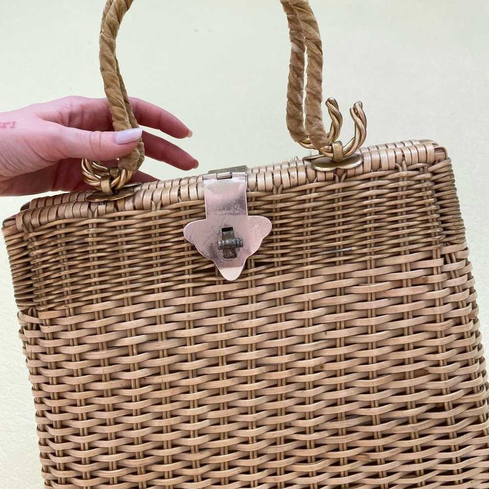 Vintage Wicker Basket Floral Beaded Handbag - image 9