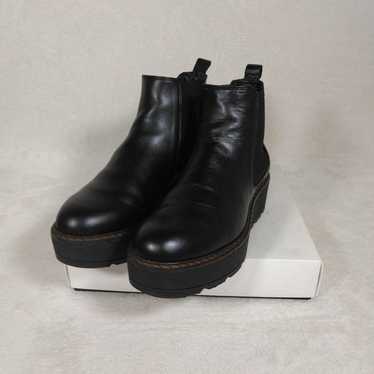 karen Lipps black leather chunky sole Chelsea boo… - image 1