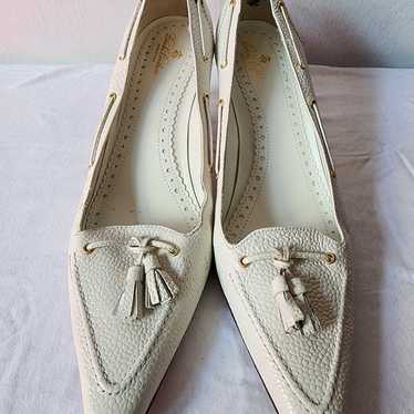 BROOKS BROTHERS 346 IVORY CREAM HEELS