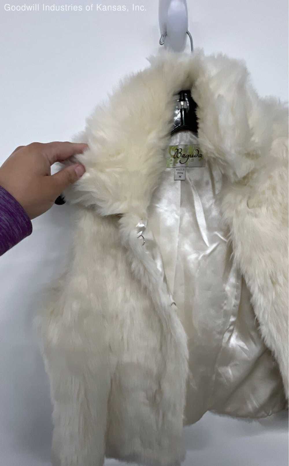 Baguda Ivory Faux Fur Vest Casual Dress - Size M - image 3