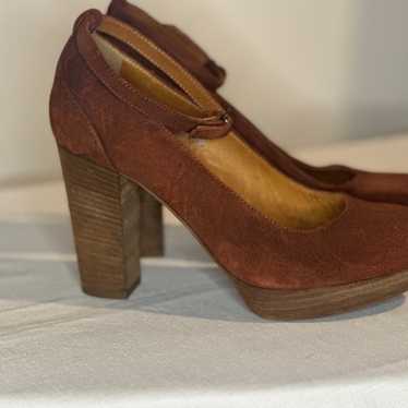 1937 Platform Heels - image 1