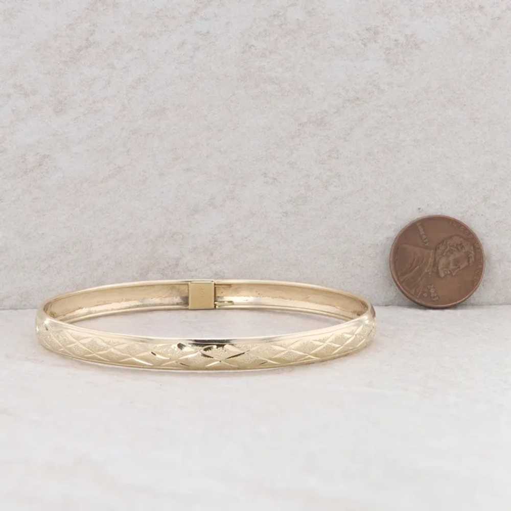 10k Yellow Gold Textured 6.3mm Bangle 4.2g - image 4