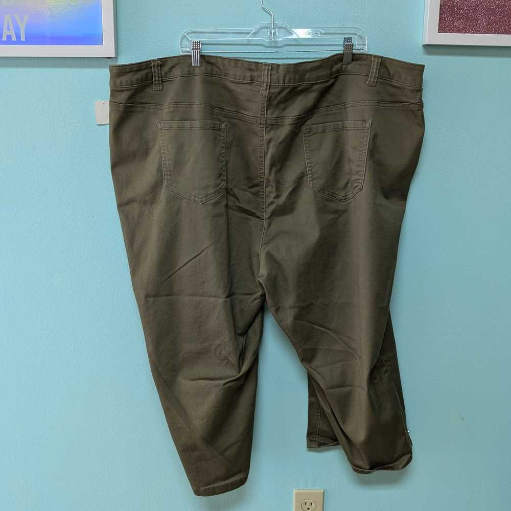 34W Catherine's Olive Green Khaki Crop Capri - image 2