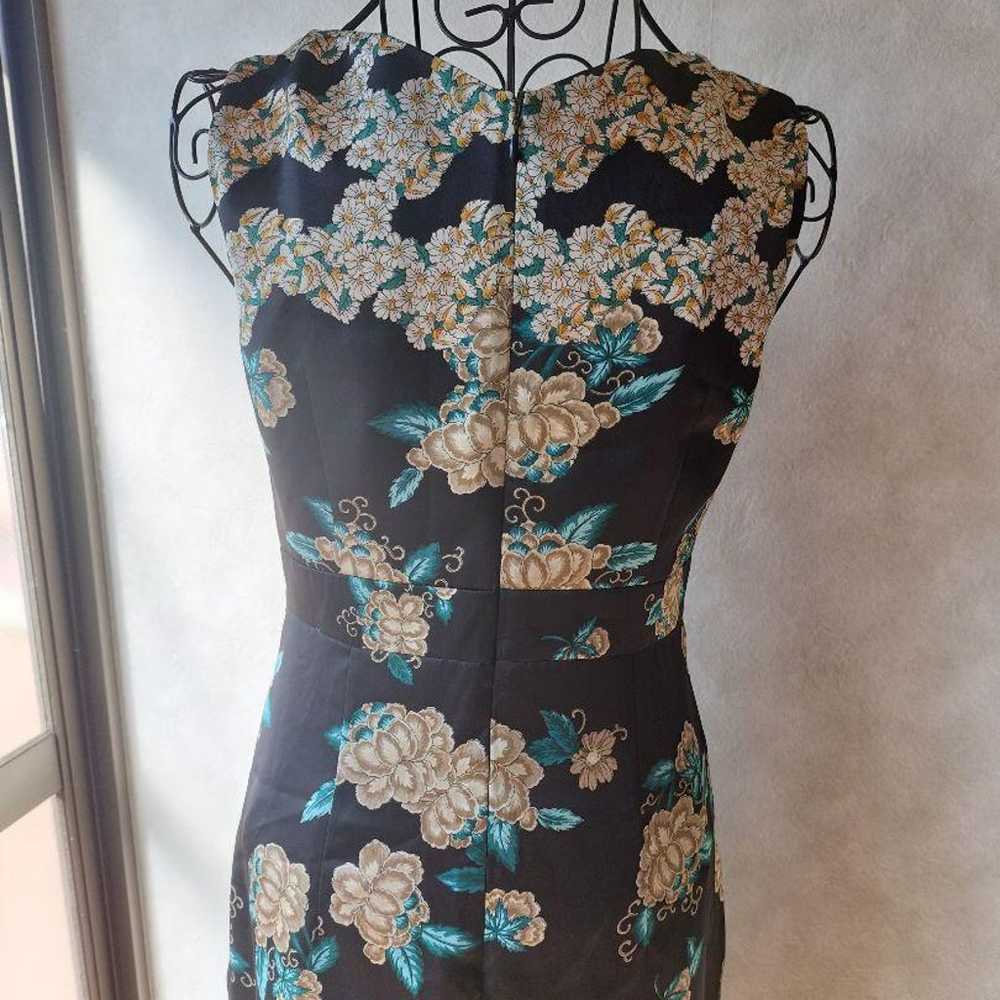 Floral Embroidery Sleeveless Knee-Length Dress - image 5