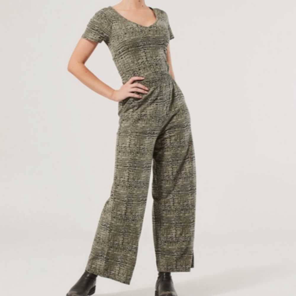 Pact Revive Cross Cross Back Grey Green Jumpsuit … - image 1