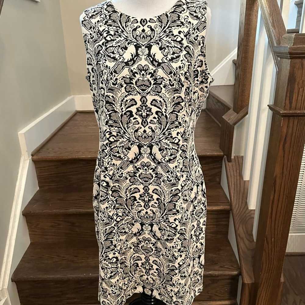 J. McLaughlin Darcy Sleeveless Dress Size Medium - image 2