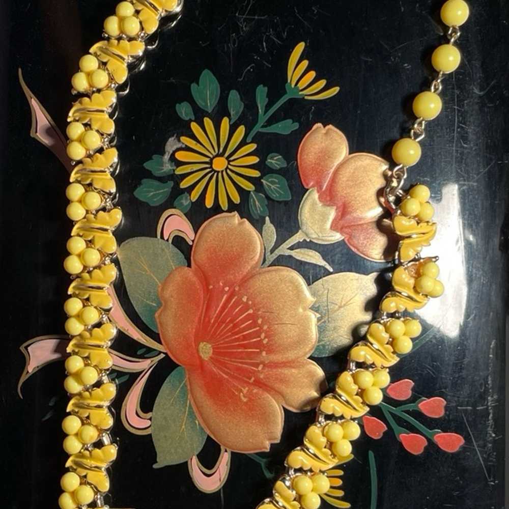 Stunning Vintage Yellow 3 Piece Jewelry Set - image 6