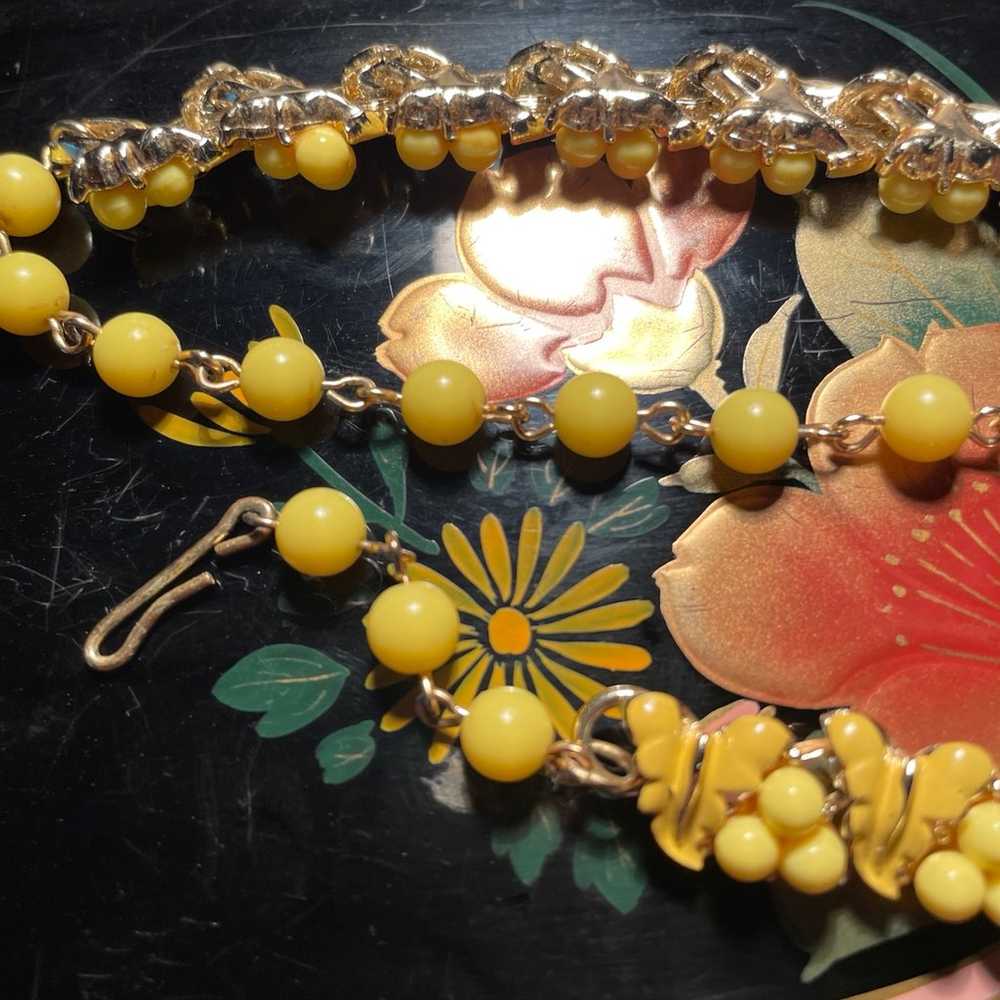 Stunning Vintage Yellow 3 Piece Jewelry Set - image 7