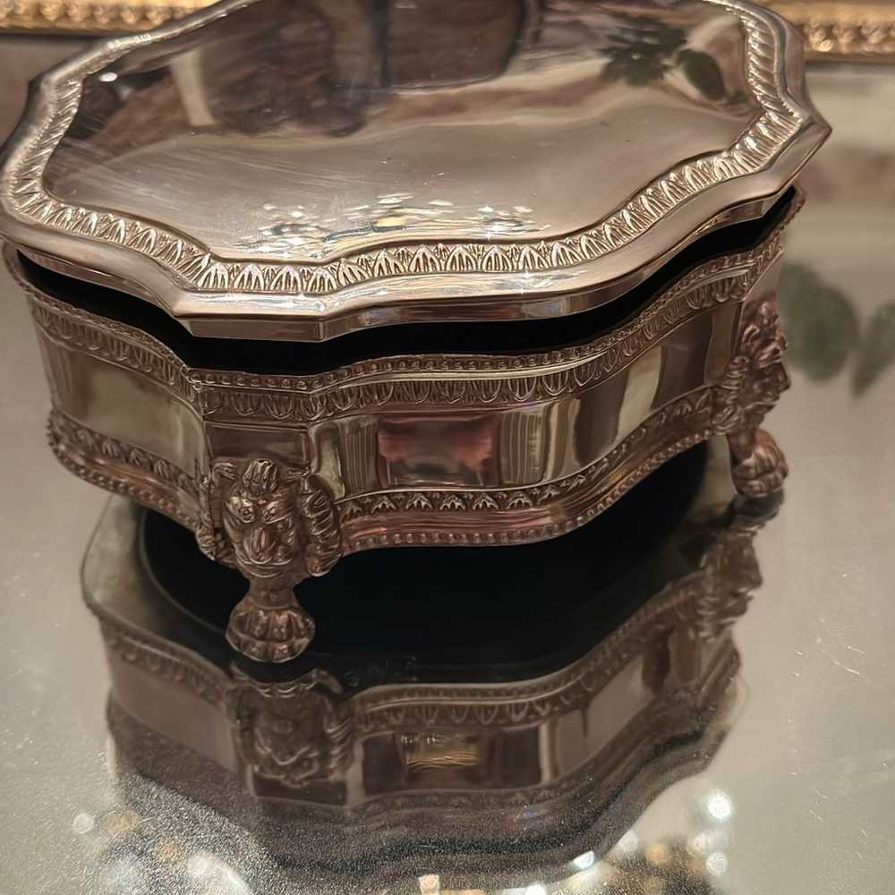 Antique Silver-Plated Jewelry Box with Ornate Det… - image 6