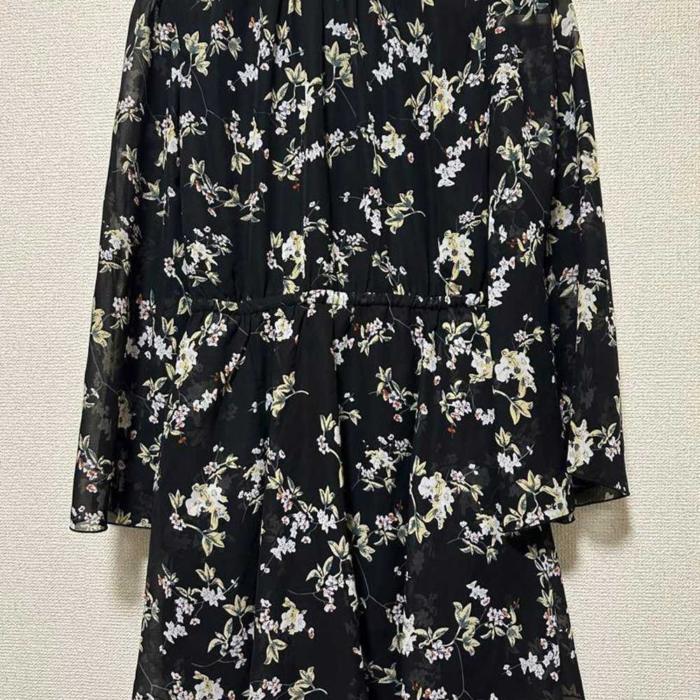 Floral pattern dress for women. - image 1