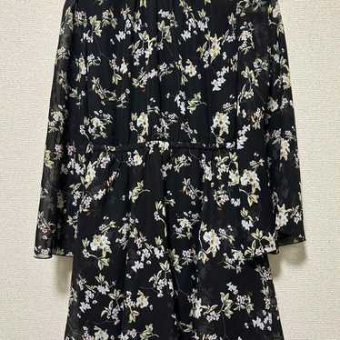 Floral pattern dress for women. - image 1