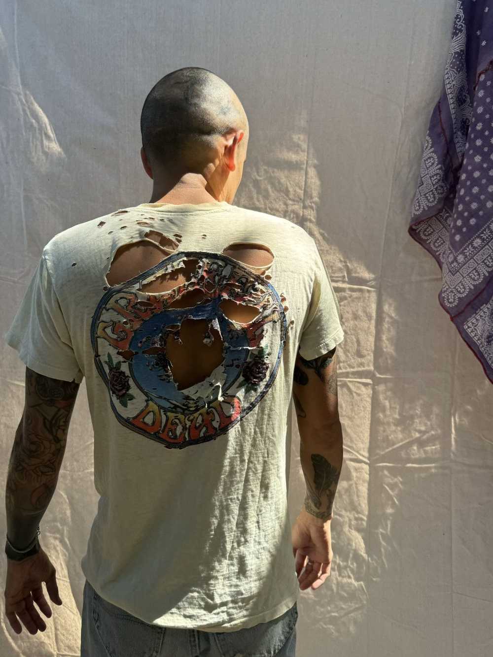 Grateful Dead × Vintage **DISTRESSED** 82’ Gratef… - image 2