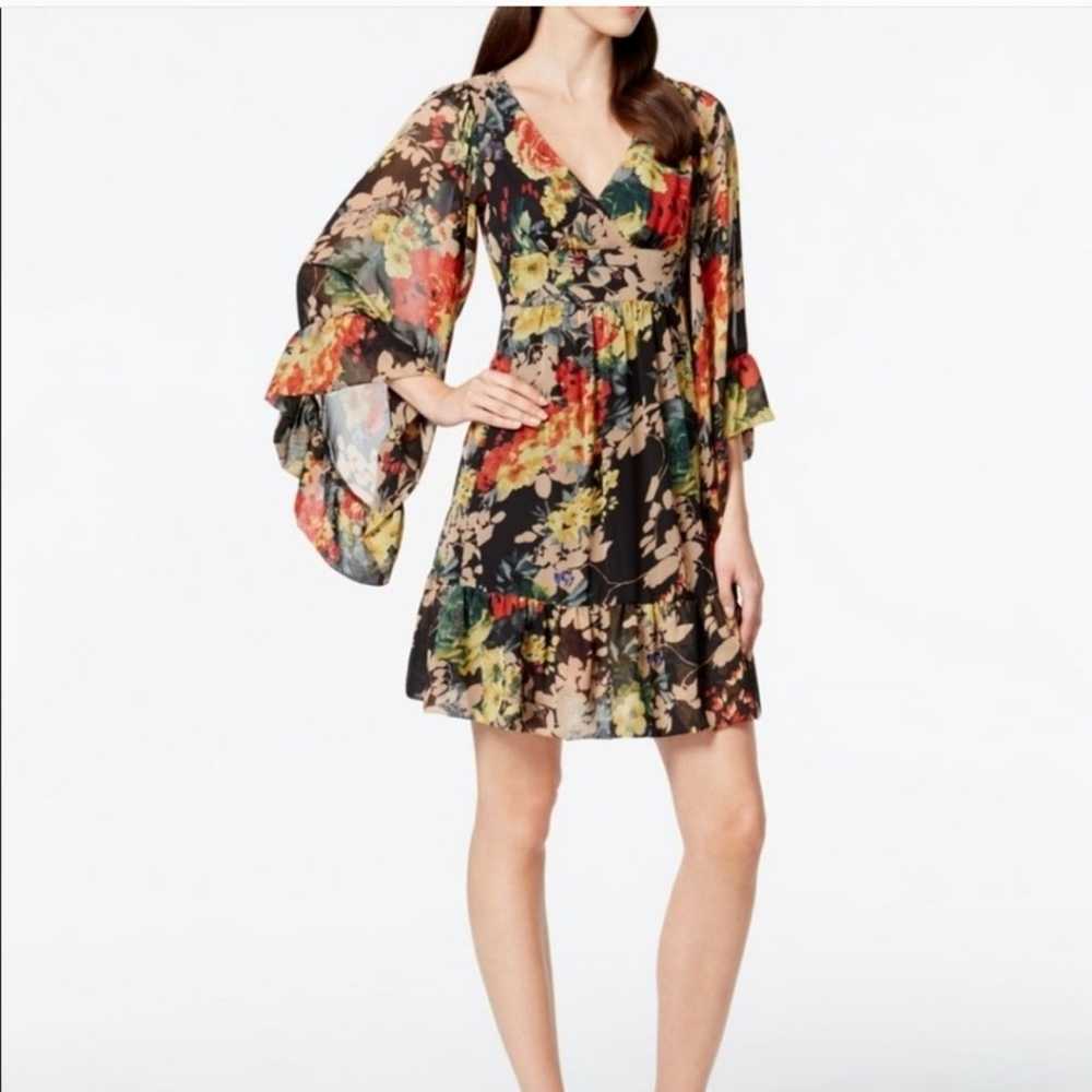 Betsey Johnson Bambi Floral V Neck Bell Sleeve Ru… - image 2