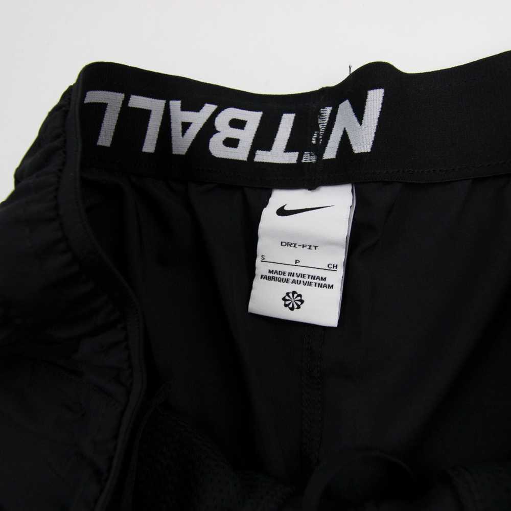 Nike Athletic Shorts Women's Black Used - image 4