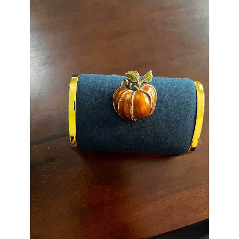 Vintage Liz Claiborne Pumpkin Brooch Enamel Signe… - image 2