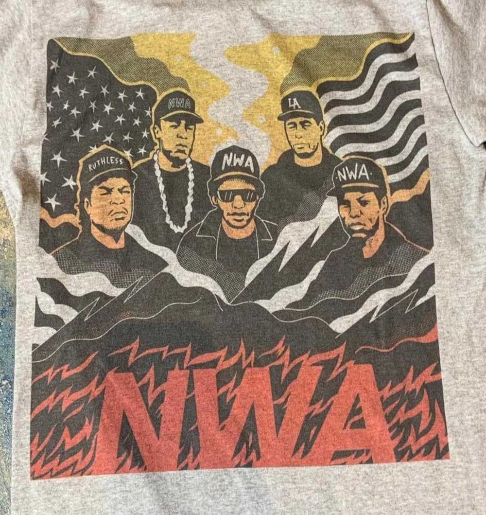 Designer NWA PreOwned Small Band TShirt - image 1